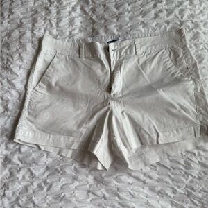 Old Navy Everyday 3.5 inch Short - Size 14